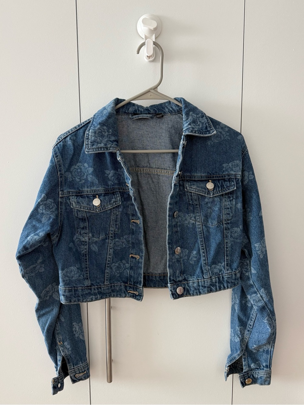 Cropped Floral Print Denim Jacket - Blue XS